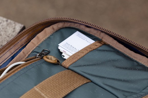 Drive By :: Tom Bihn Founder's Briefcase (Giveaway) - Carryology