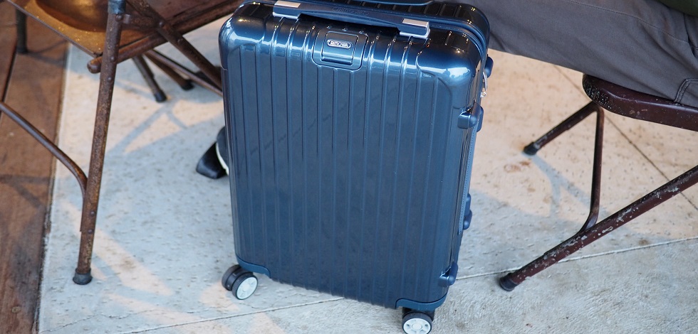 rimowa salsa deluxe carry on