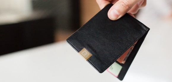 Drive By :: DUN Billfold - Carryology