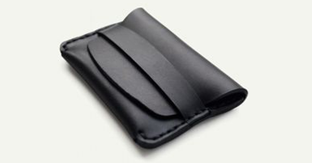 MAKR Flap Slim - Carryology - Exploring better ways to carry