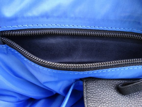 Bartaile C12 Bag :: Drive By - Carryology