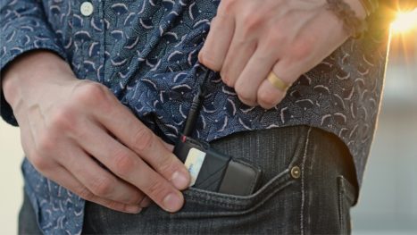 Kickstarter Highlight: Dango Products P01 Pioneer Bifold Wallet & Pen ...