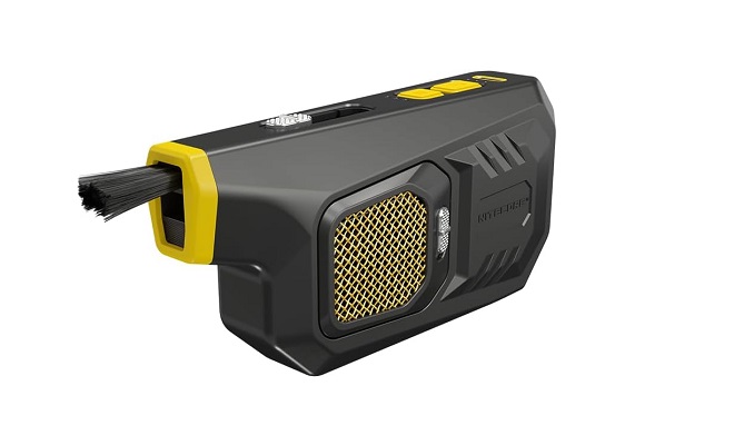 Gifts for photographers - Nitecore BB21 Portable Air Blower