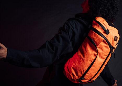 Into Carry Cafe Racer Review - Carryology